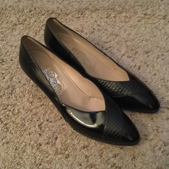 Salvatore Ferragamo Shoes - SALVATORE FERRAGAMO LEATHER WEAVE PUMPS